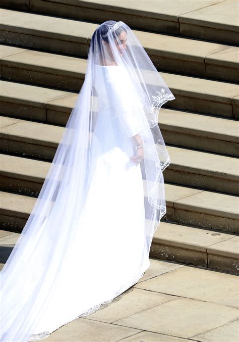 kleid givenchy braut|Royal Wedding: Meghan Markles Brautkleid ist von Givenchy.